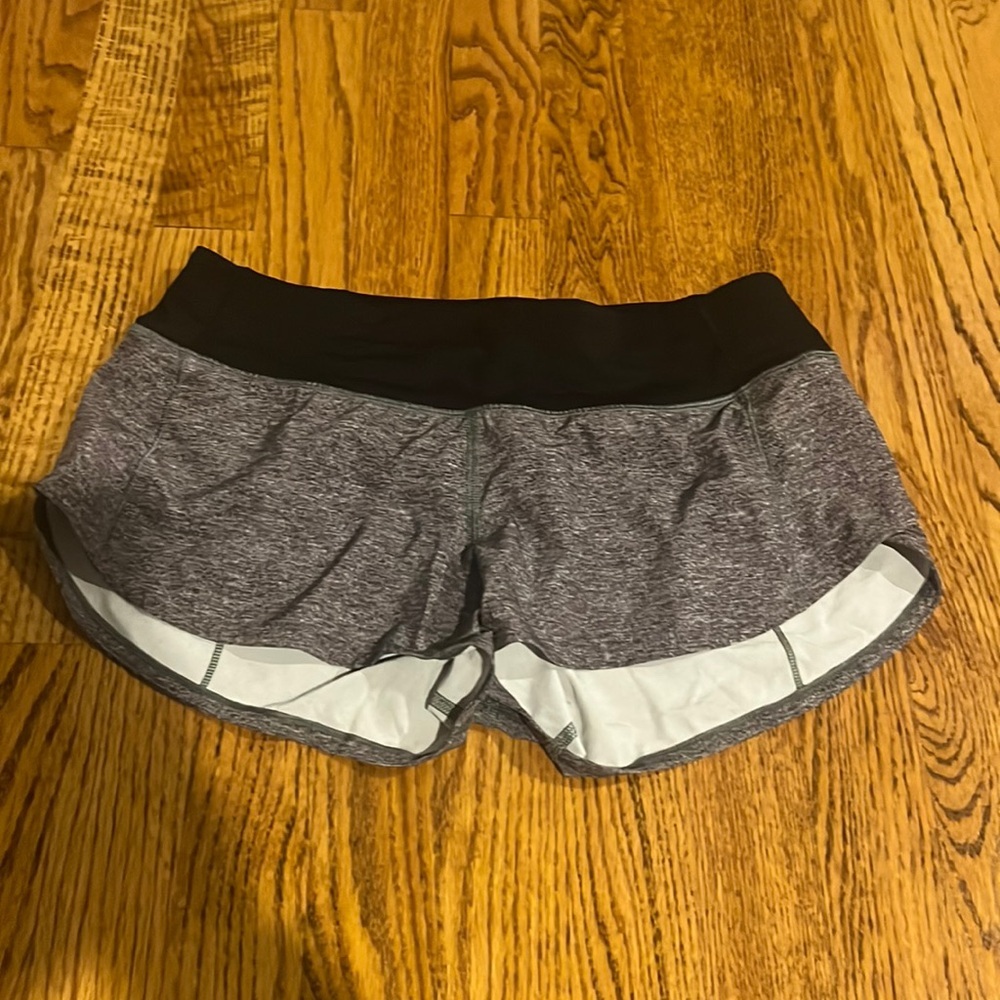 Lululemon Woman’s Grey Athletic Shorts Size 4 Reg